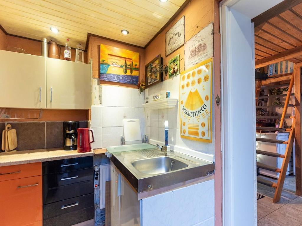 Antique Apartment In Wismar Mecklenburg With Garden Esterno foto