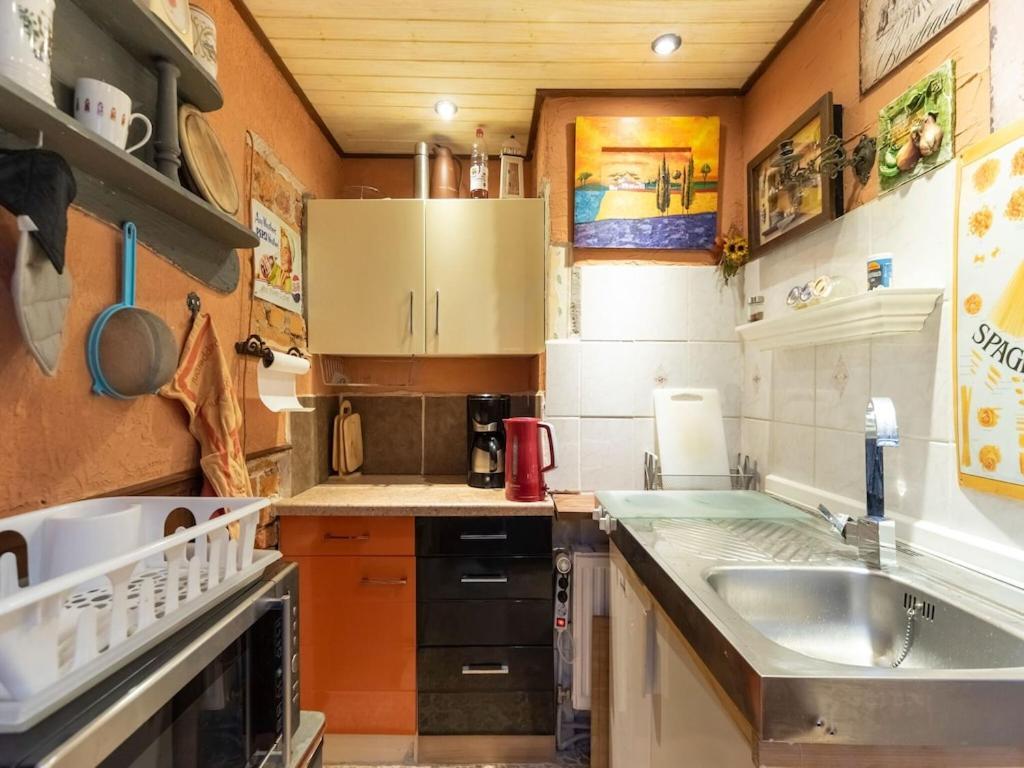 Antique Apartment In Wismar Mecklenburg With Garden Esterno foto