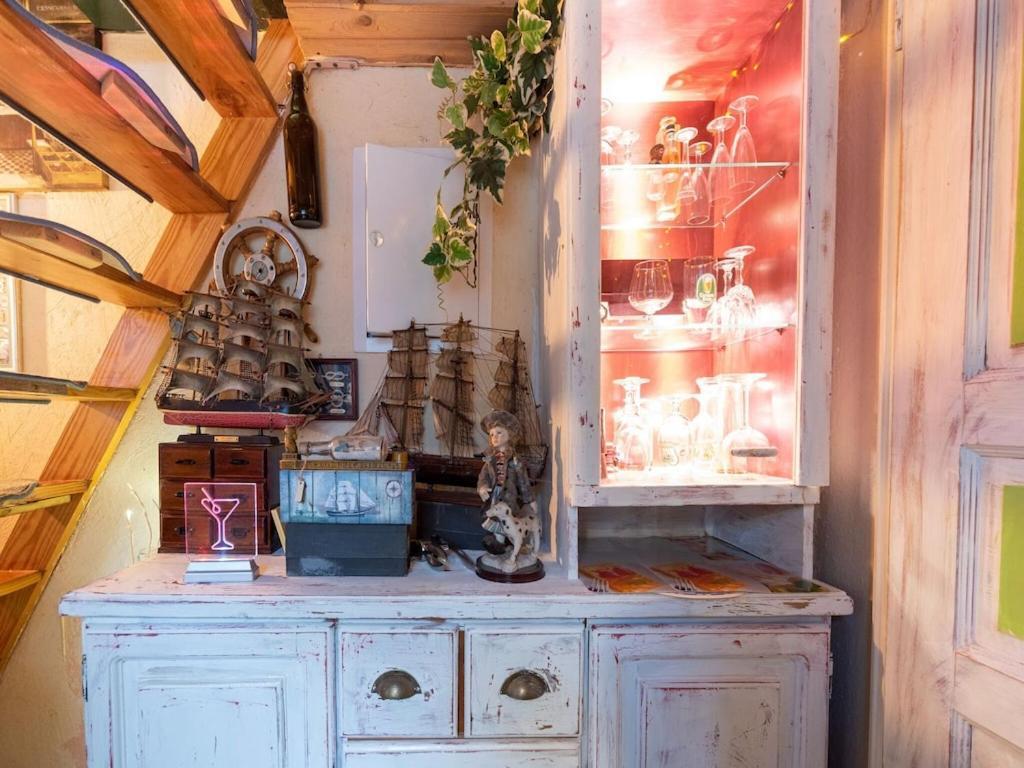 Antique Apartment In Wismar Mecklenburg With Garden Esterno foto